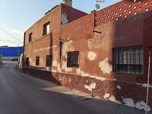 SRV Pintores | Pintamos casas, locales y naves industriales place picture